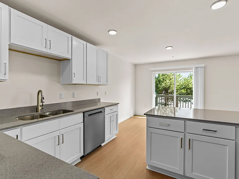 2901 Salem Ave SE #205 — Photo 48