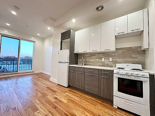 3rd image of 1503 Nostrand Ave #5C