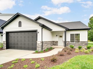 314 Holst Ln, Valparaiso, IN 46385