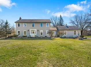 7516 Hubbard Bedford Rd, Hubbard, OH 44425