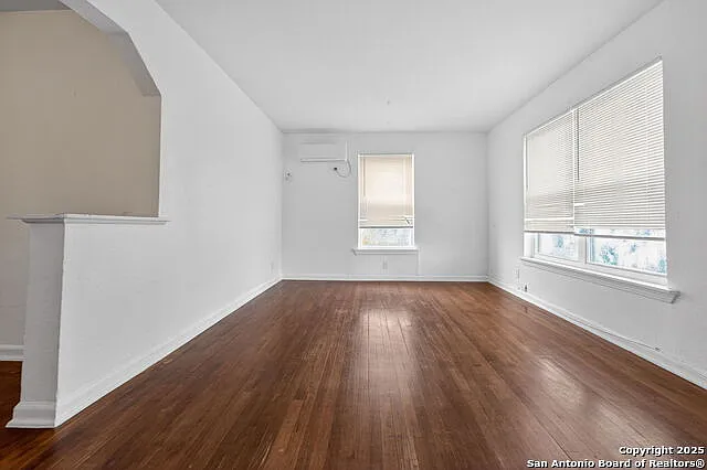 118 Compton Ave #1 — Photo 8