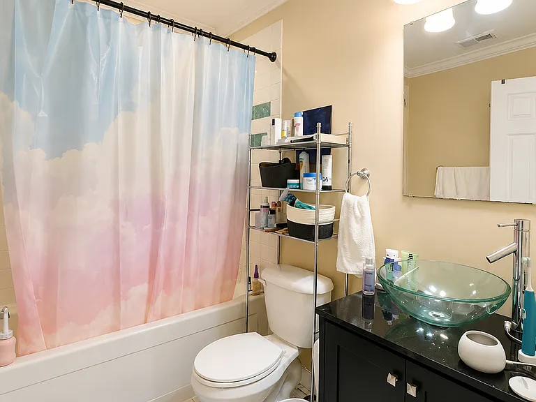 105 N Chester St #2 — Photo 6