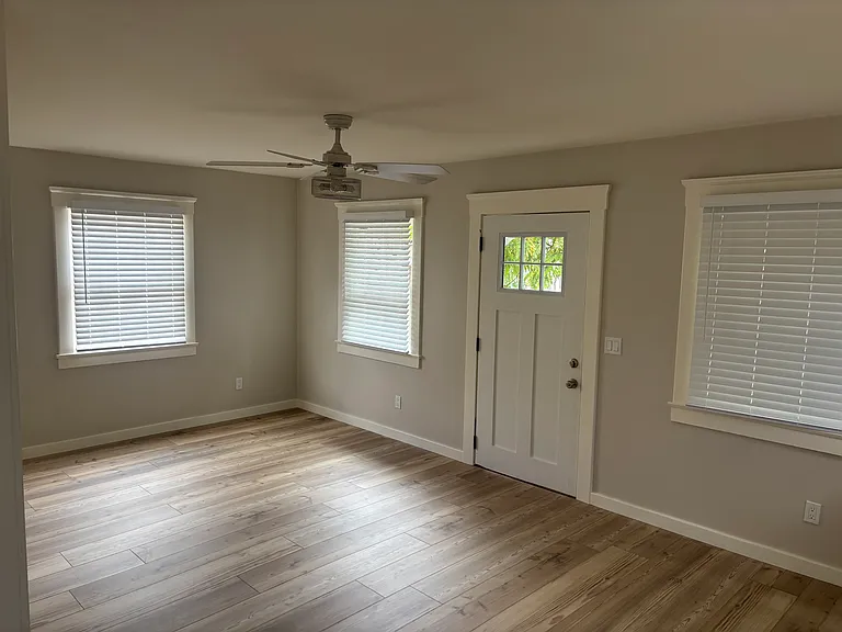 3683-89 Indiana St #3685 — Photo 3