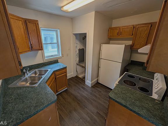 5th image of 1212 Paxton St