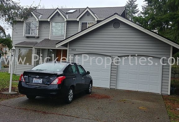 2nd image of 10619 Hillsboro Dr NW