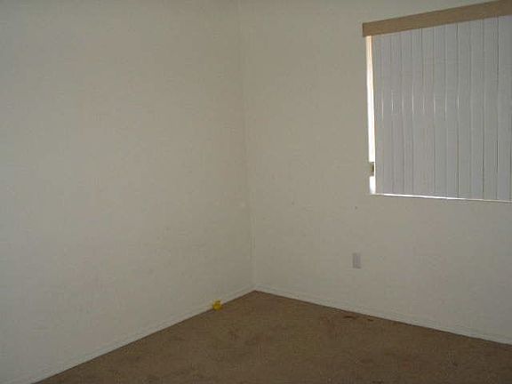 4th image of 7600 E Horseshoe Ln