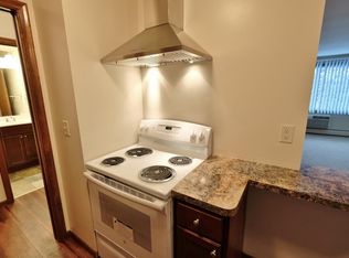 Colfax Manor, Minneapolis, MN 55408