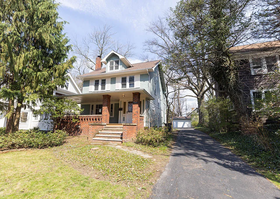 3115 Essex Rd