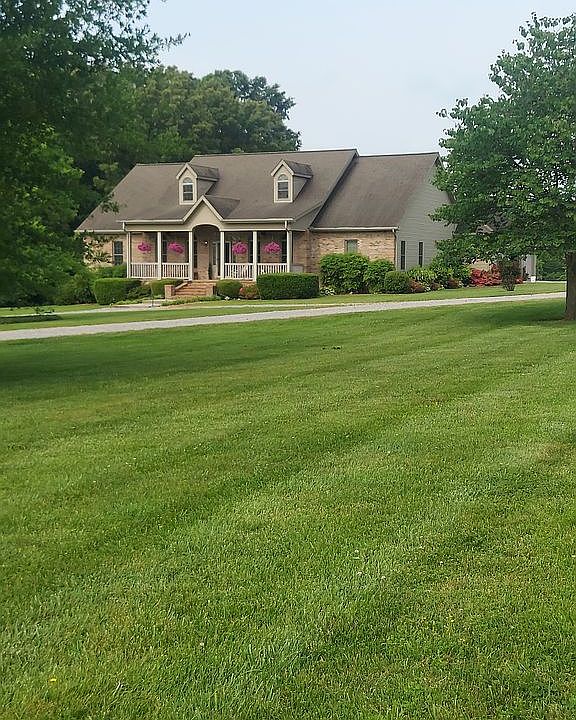 1st image of 753 Sharpe School Rd