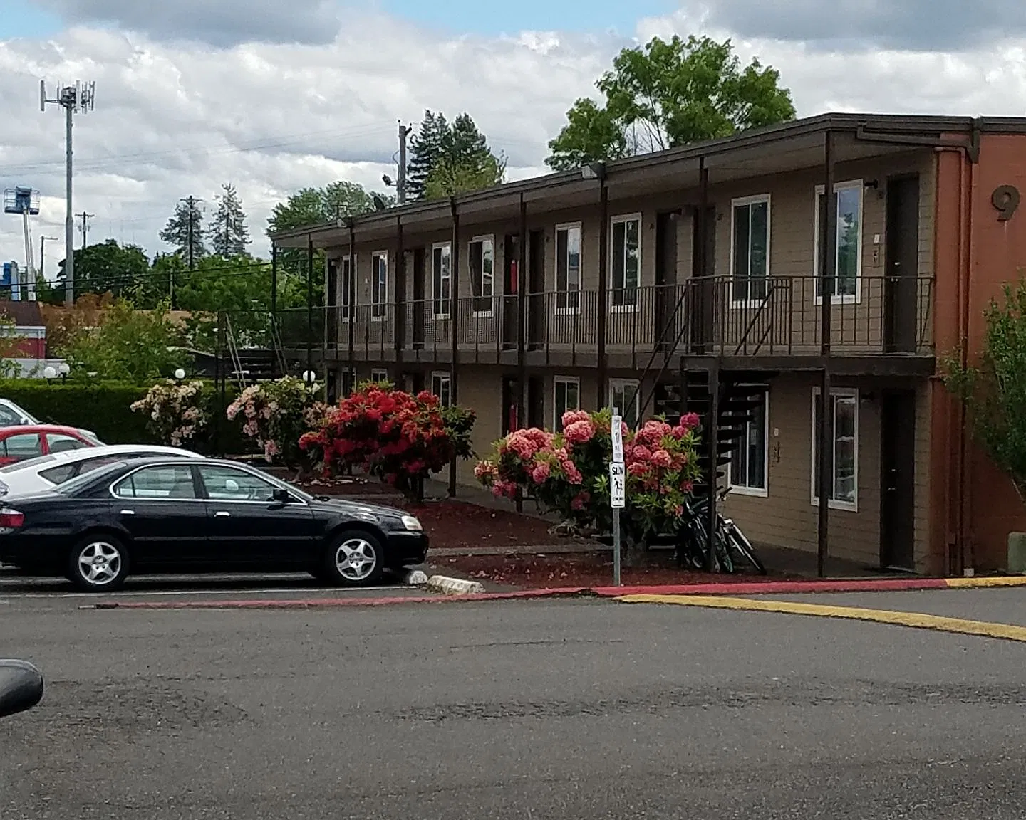 Farmington Apartments — Photo 3