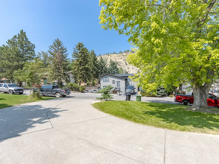 3440 Powderhorn Cir — Photo 44