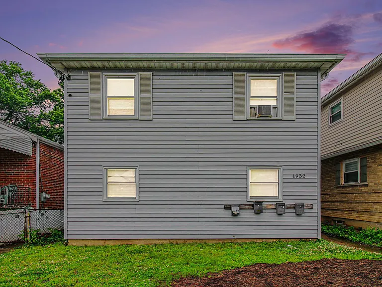 1932 Truitt Ave — Photo 1