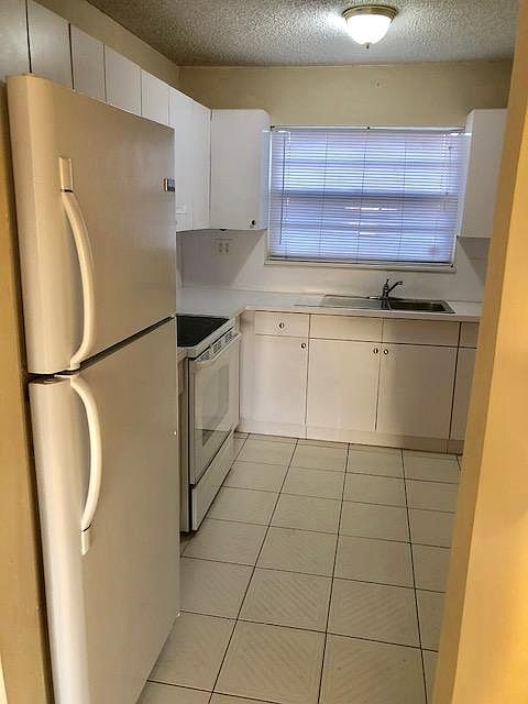 1st image of 20300 NW 27th Ct