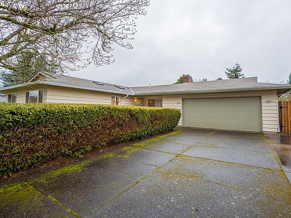 2nd image of 2320 NE Rene Ave