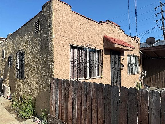 3rd image of 7828 Bell Ave