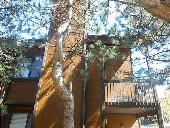 4th image of 2025 Canyons Resort Dr APT W6