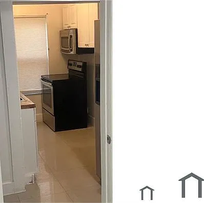 2 bed, 643 sqft, $2,200 — Photo 4