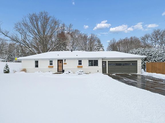 2nd image of 3742 Elmo Rd