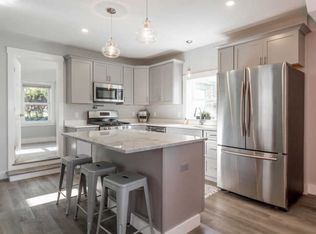 11 Hammond St, Portland, ME 04101