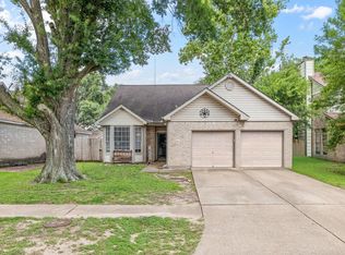 7707 Trail Blazer Dr, Houston, TX 77040