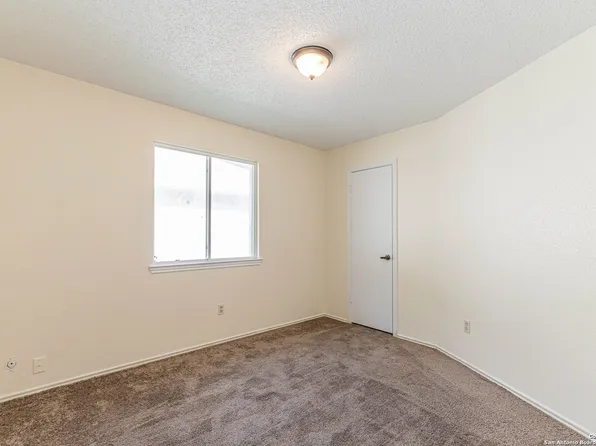 4207 KATRINA LN, San Antonio, TX 78222