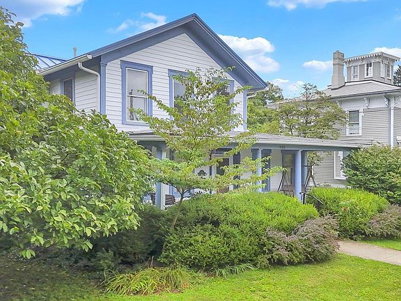 3rd image of 403 E Gambier St
