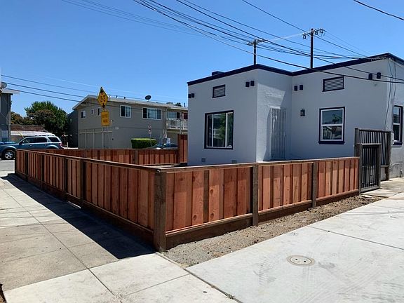 2nd image of 205 N Claremont St #205