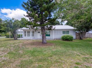 2564 2nd Pl SW, Vero Beach, FL 32962