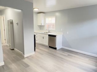 460 Clinton St APT 3, Redwood City, CA 94062