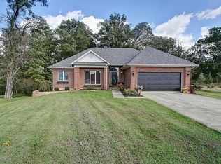 103 Lakewood Ln, Georgetown, OH 45121