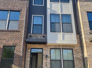 948 Broad River Ln, Charlotte, NC 28211