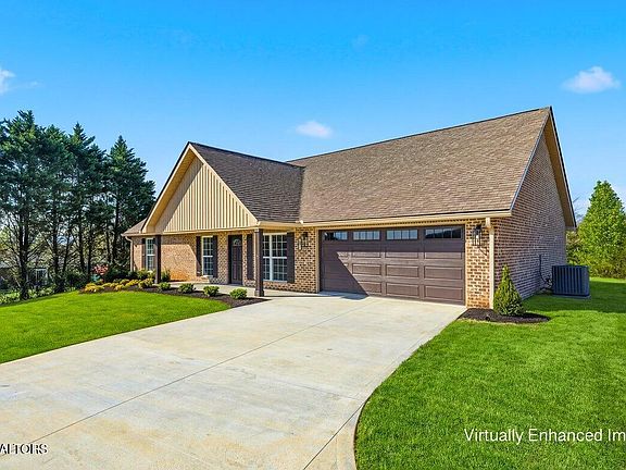2nd image of 921 Carter Springs Dr