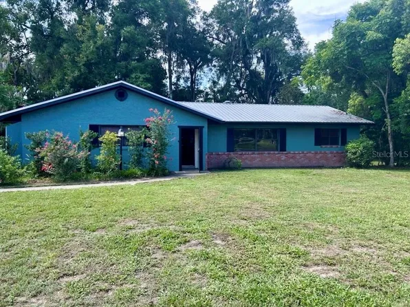 1322 W Voorhis Ave, Deland, FL 32720