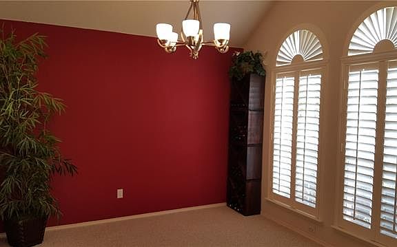 4th image of 1513 Nicole Ln