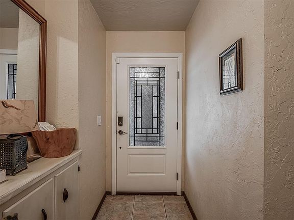 4th image of 2505 SW 91st St