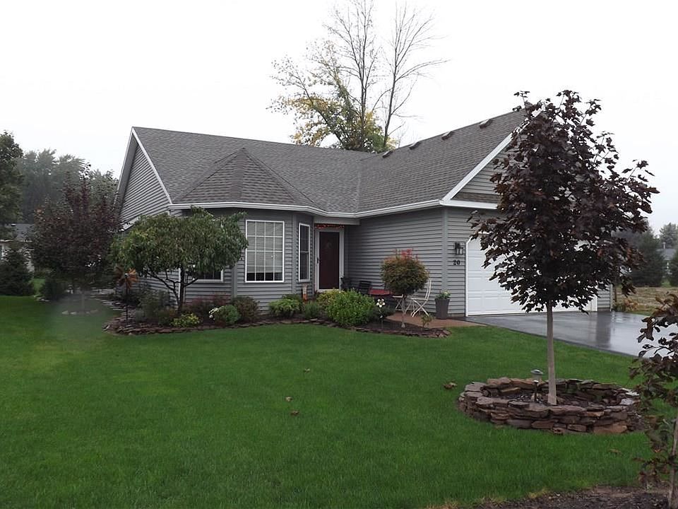 1st image of 20 McCormick Ln