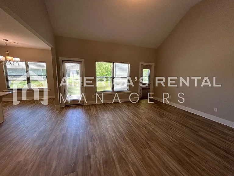 15597 Crimson Ridge Cir — Photo 21