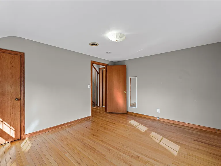 207 W Vermont Ave — Photo 28