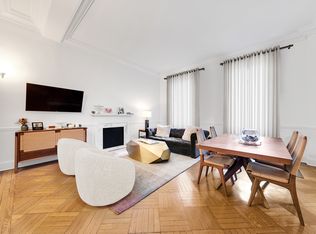 11 W 81st St #3C, New York, NY 10024