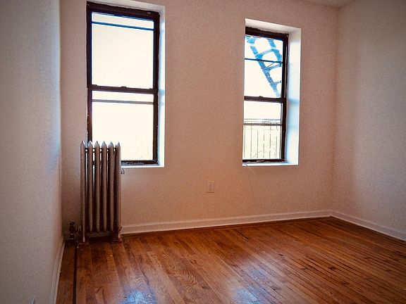 4th image of 286 Eastern Pkwy APT 4B
