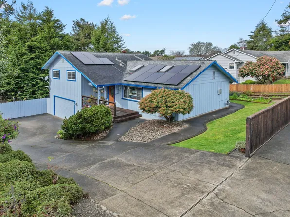 3426 L St, Eureka, CA 95503