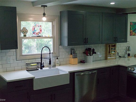 4th image of 3187 Grenfall Rd