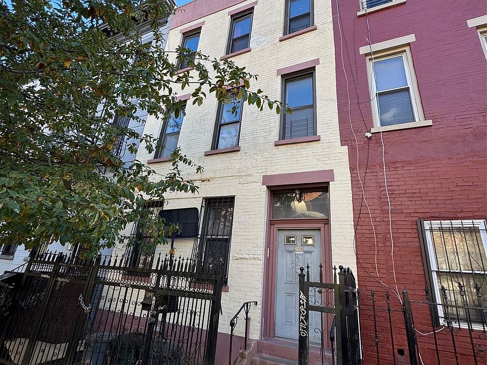 1st image of 2358 pacific Street