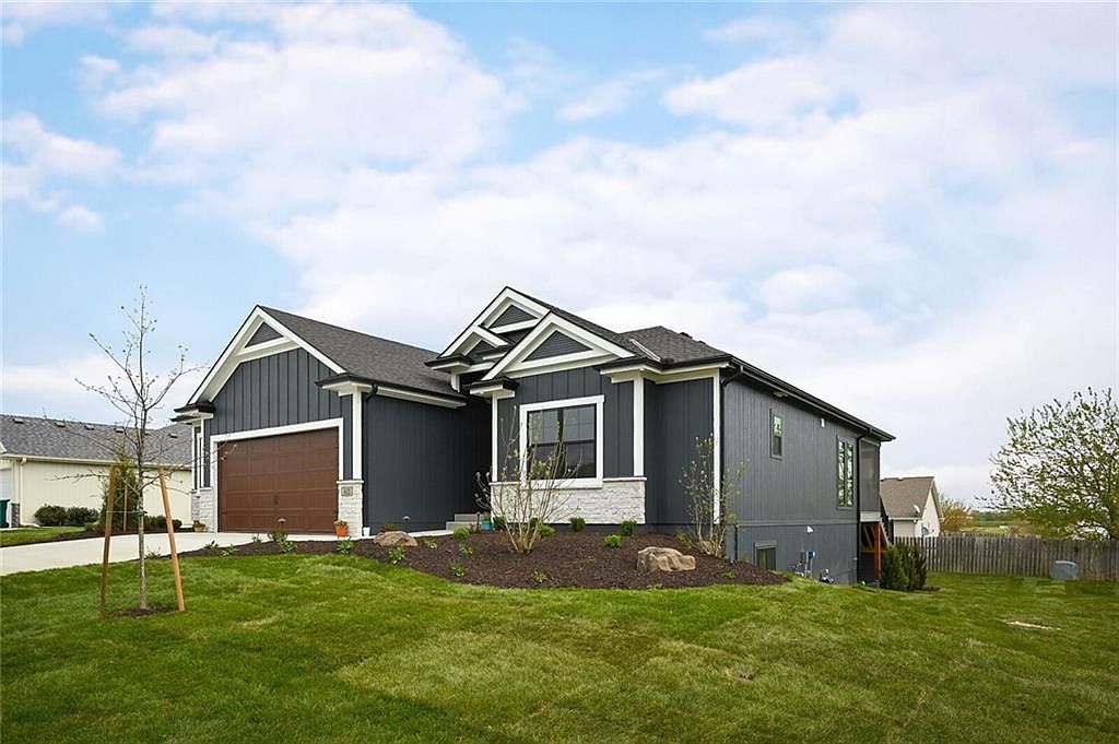 405 S Wilson St, Archie, MO 64725 Zillow