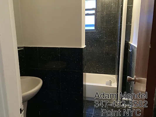 Rented by Point NYC | media 18