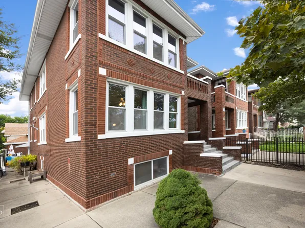 5556 S Albany Ave, Chicago, IL 60629