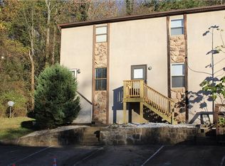 903 Hamlet Way, Charleston, WV 25314