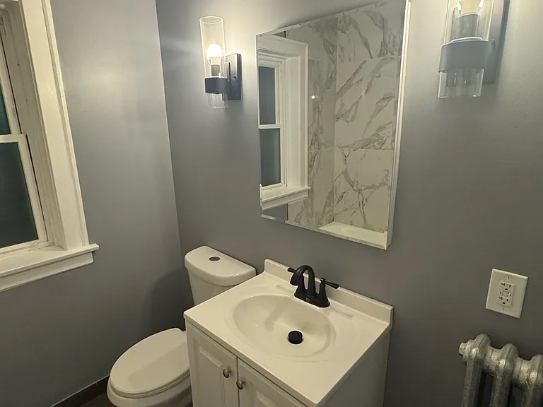 1814 Warren St — Photo 14