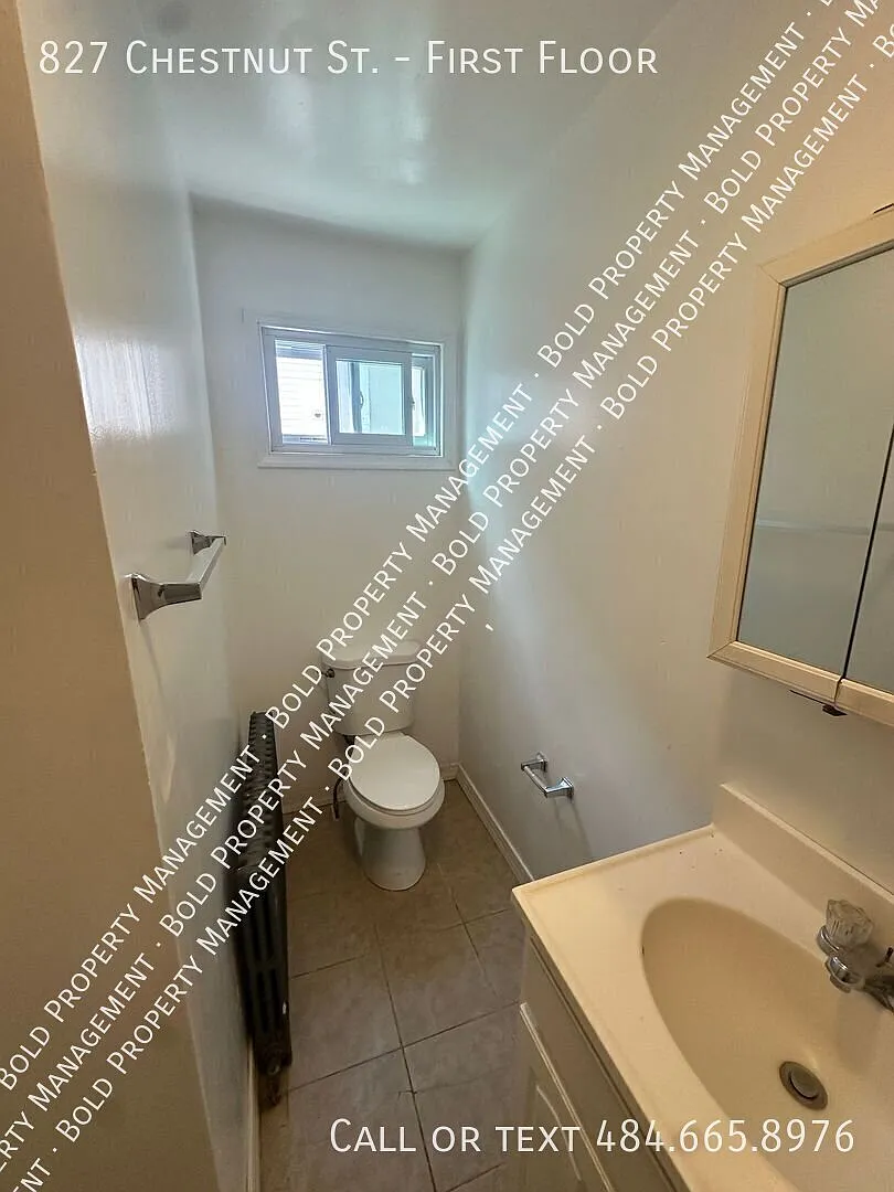 827 Chestnut St — Photo 2