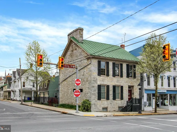 68 E King St, Shippensburg, PA 17257